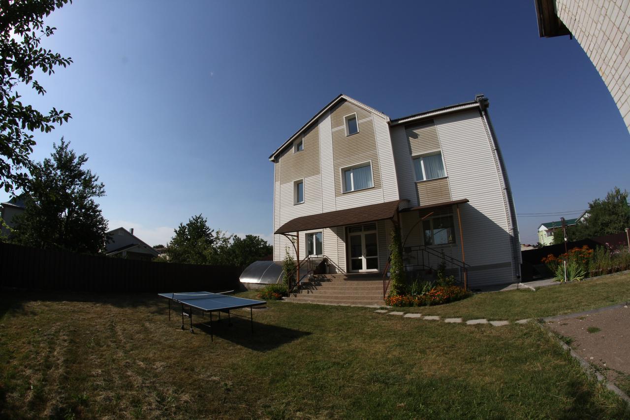 Uyut Hotel Černihiv Esterno foto
