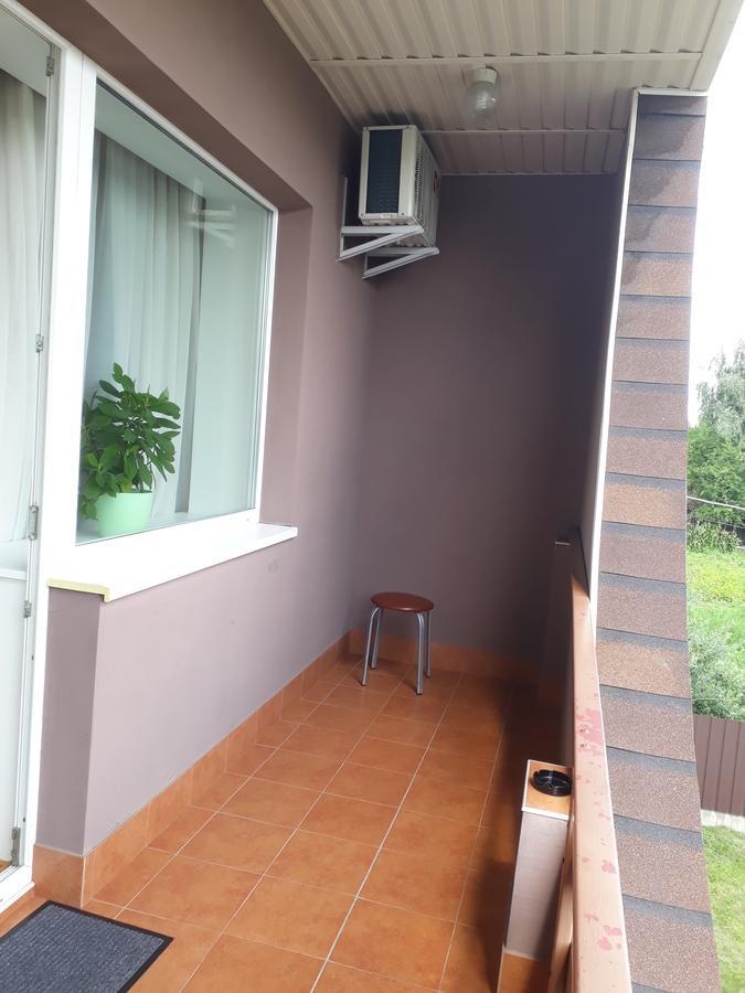 Uyut Hotel Černihiv Esterno foto