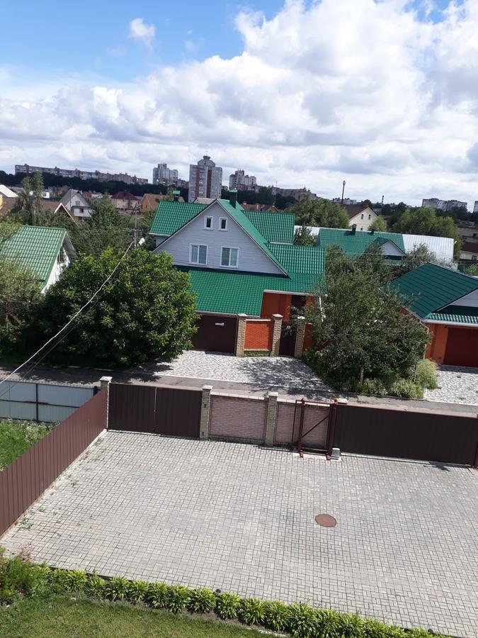 Uyut Hotel Černihiv Esterno foto